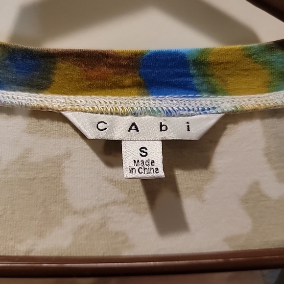 CAbi Womens Crossover Surplice Watercolor Floral Rouched Top Size S - Picture 2 of 6